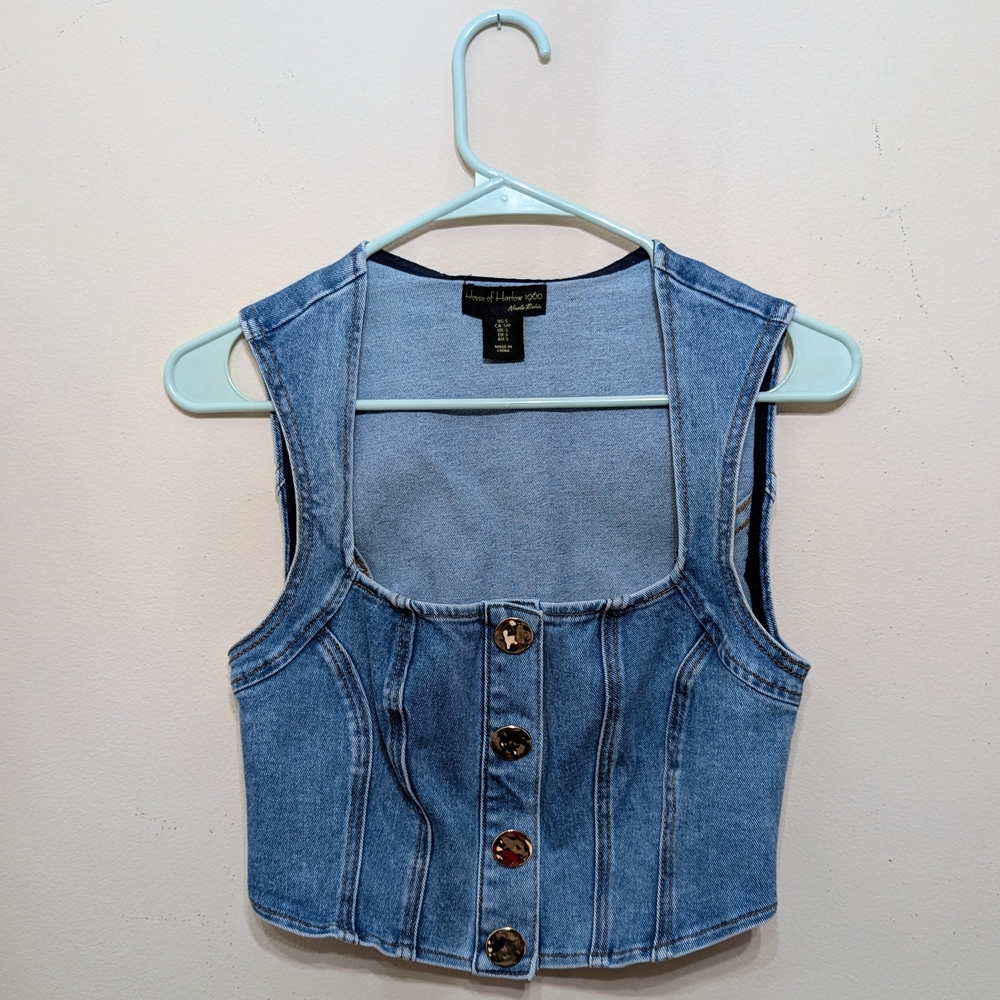 House of Harlow 1960 Black and Light Blue Label Detail